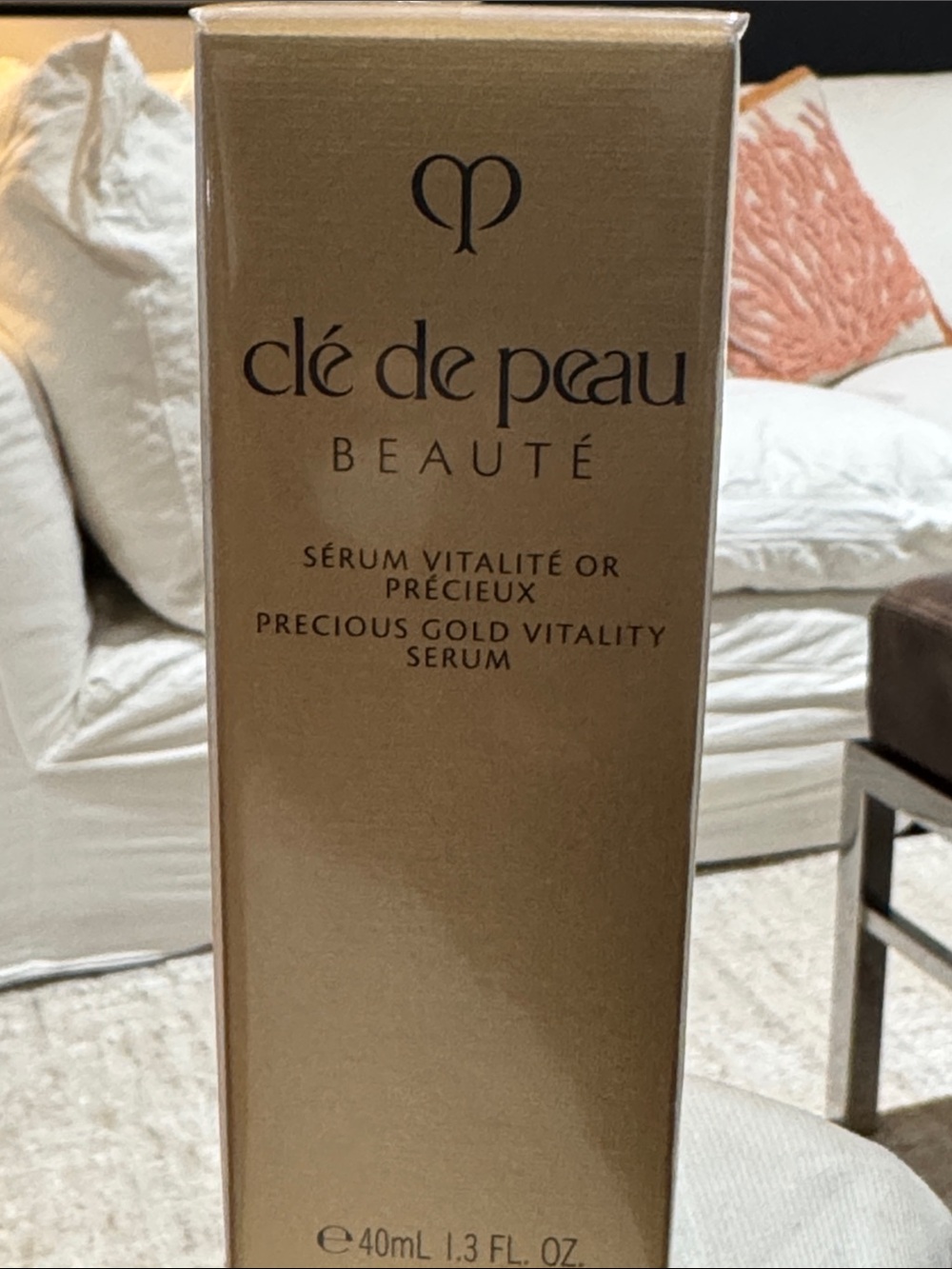 Precious Gold Vitality Serum - Gold sealed 40ml 1.3 FL OZ - Picture 2 of 7